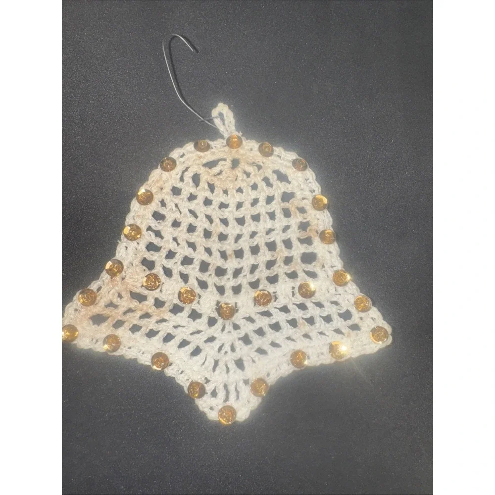 Lot of 11 vintage Hand Crocheted Christmas Ornaments‎